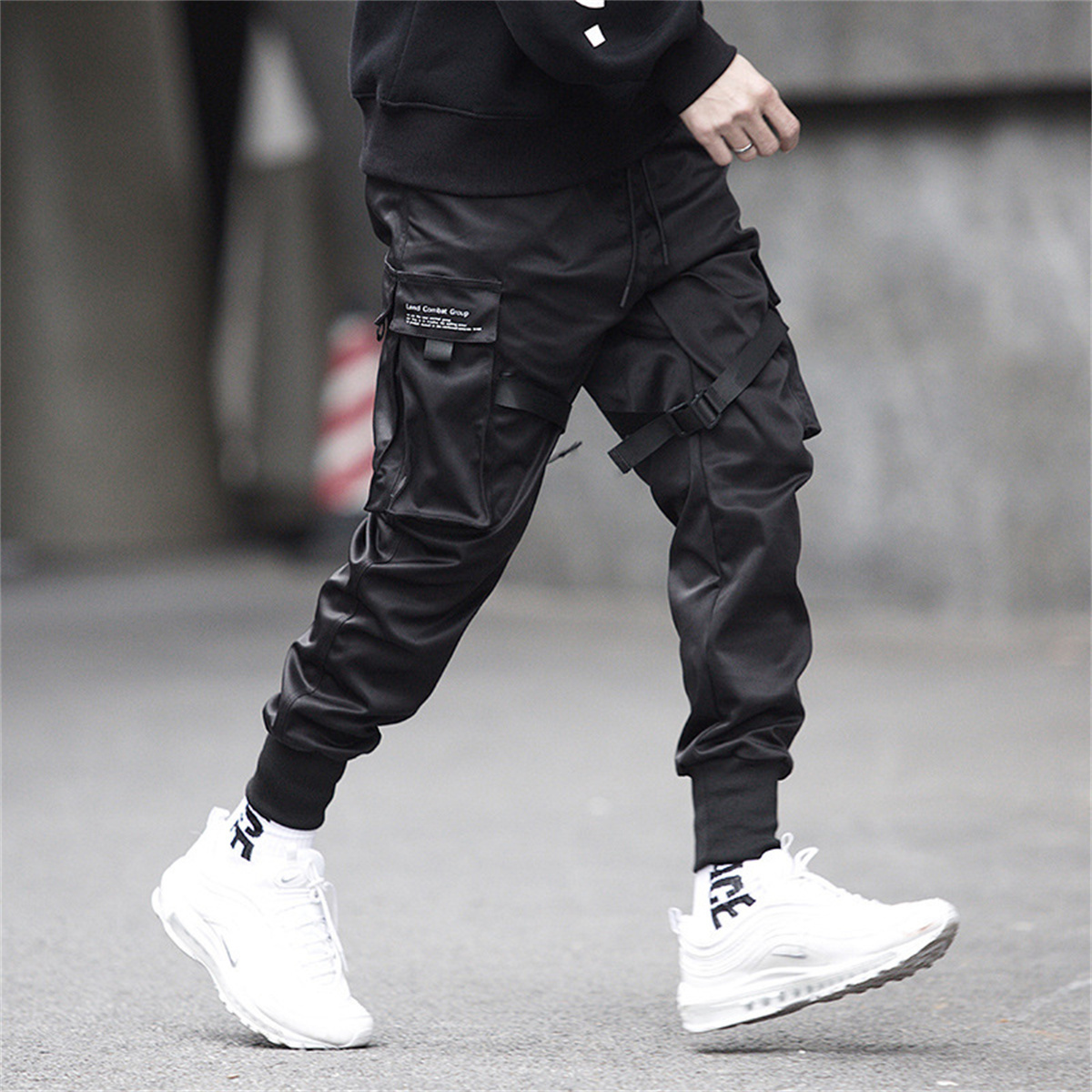 Zwarte Hiphop Cargo Broek Zome - Gothic Streetwear Brand recensie en prijs